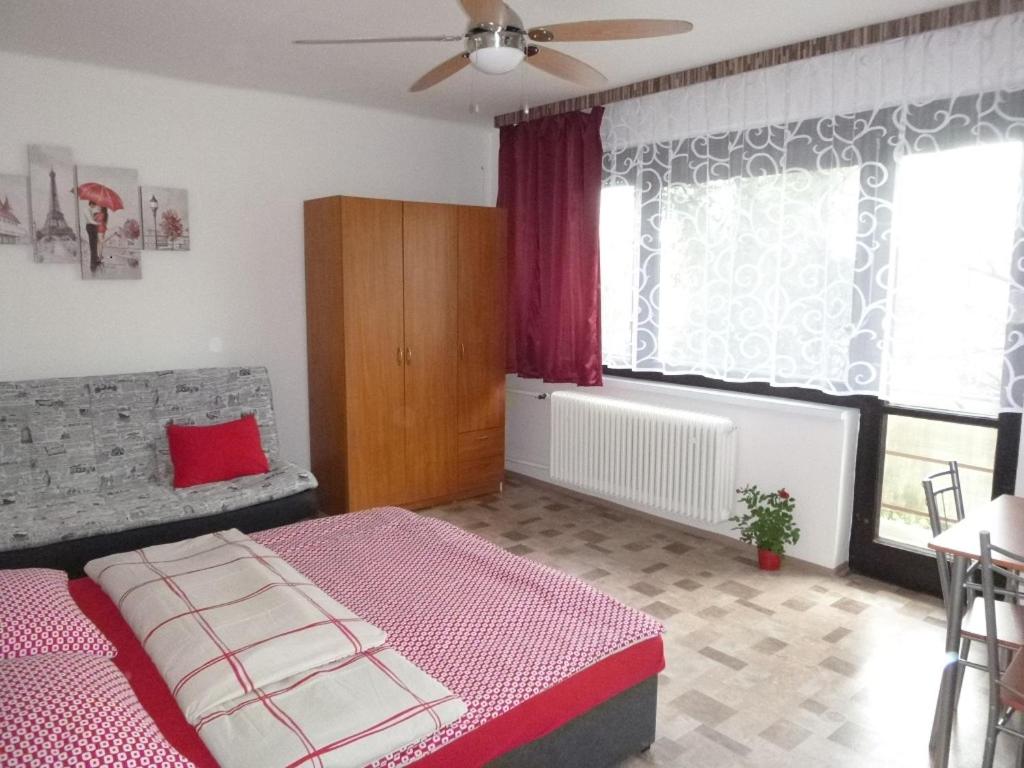 Apartmanovy dom Grand - Housity