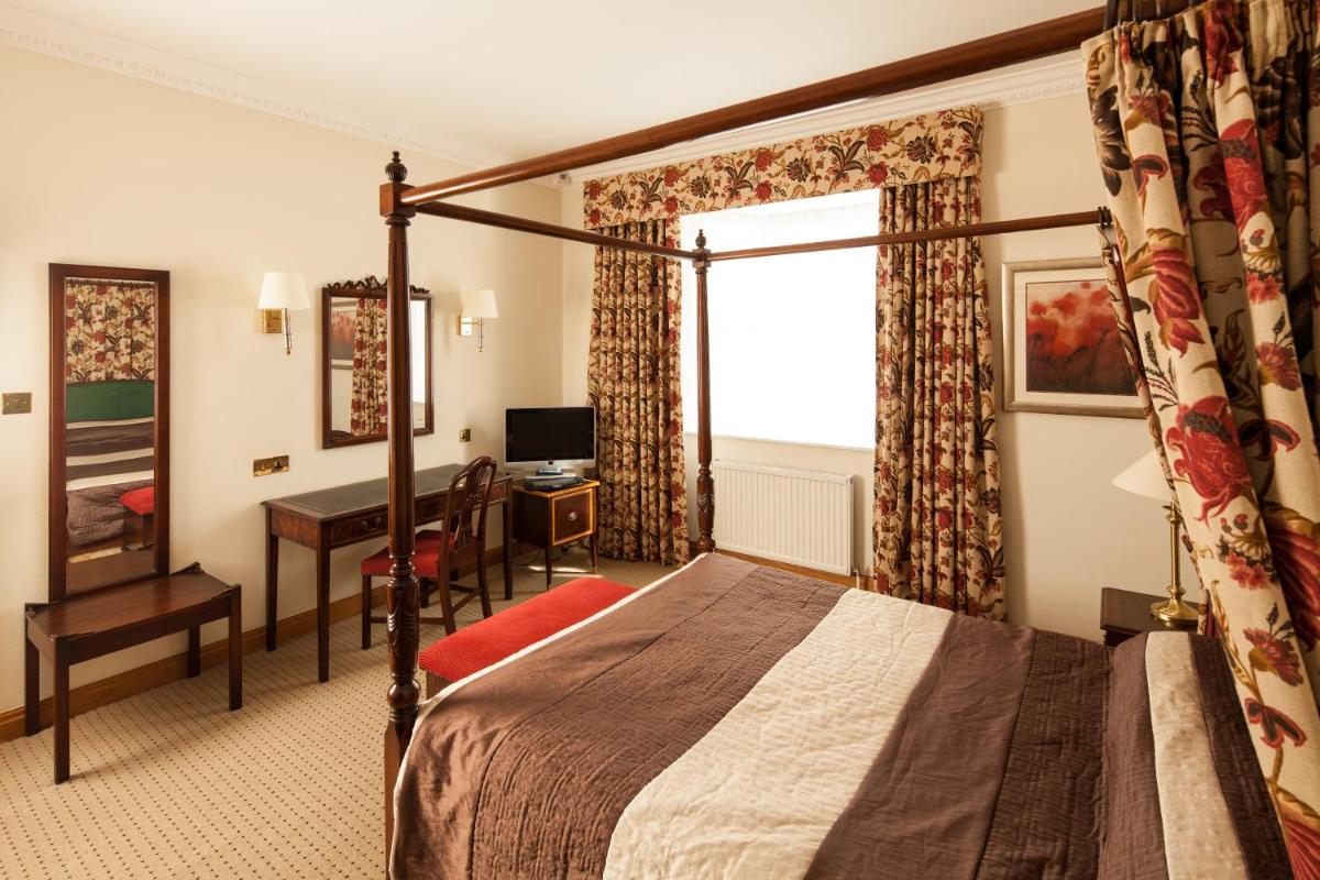 Mercure York Fairfield Manor Hotel - Hizvo
