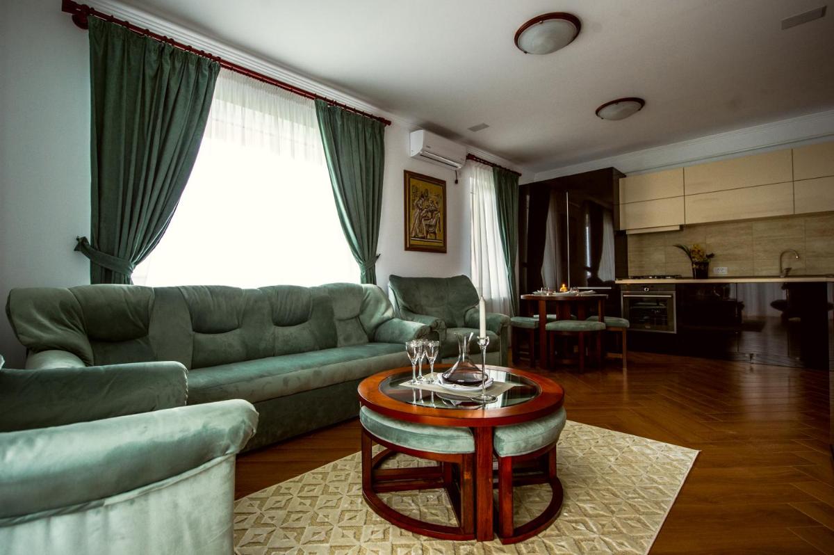 Myosotis Mamaia - Housity