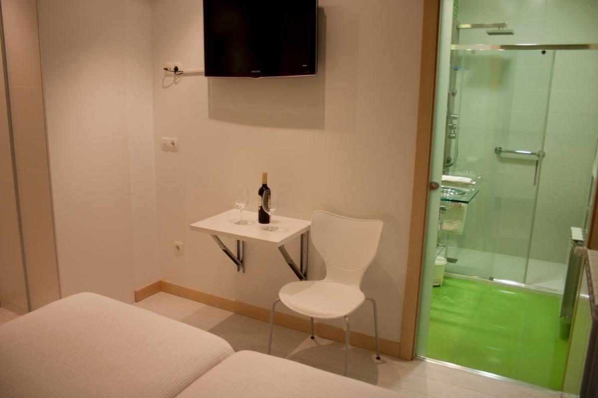 Pensión C7 - Housity