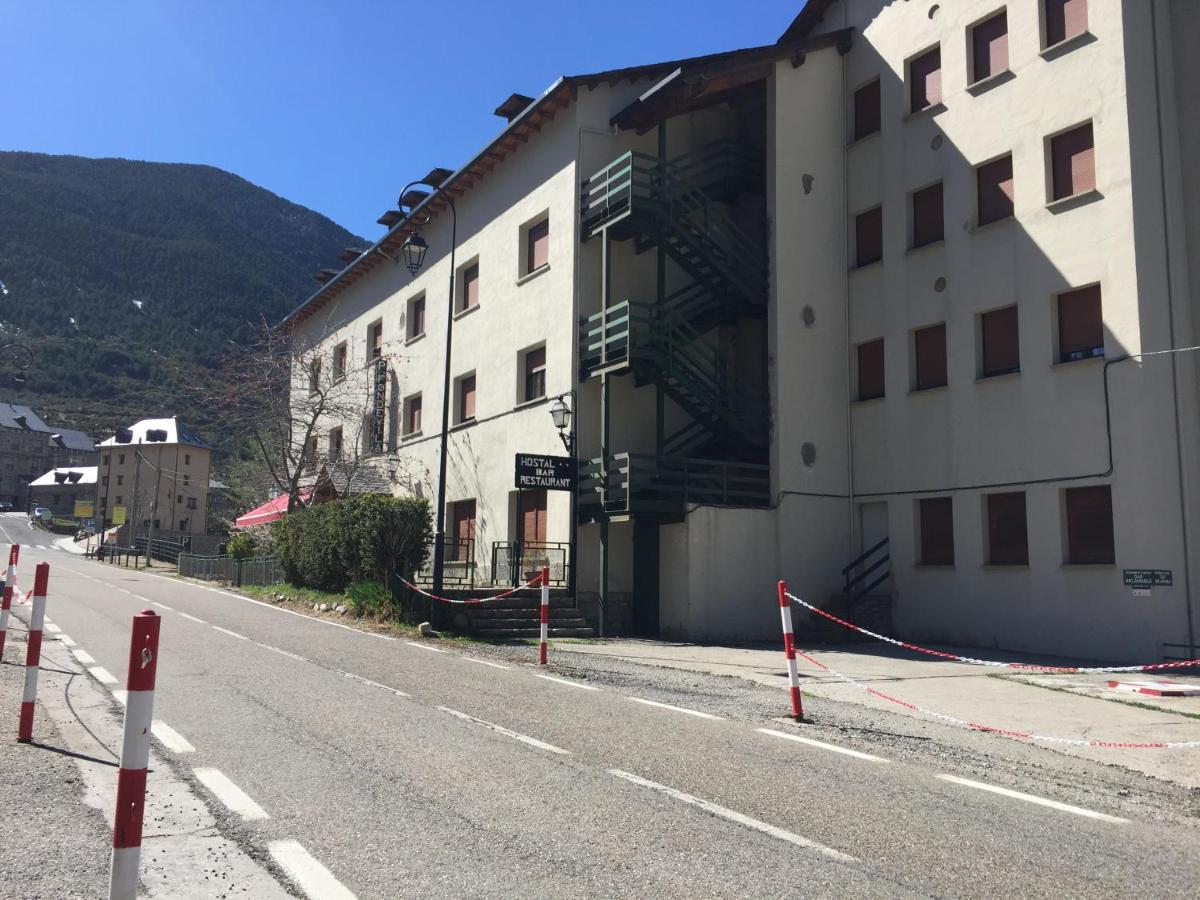 Hostal Fondevila - Housity