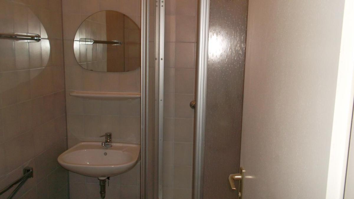 Domäne-Badetz - Housity