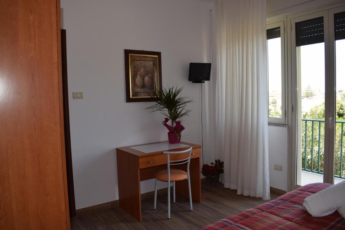 Punta Di Mola - Housity
