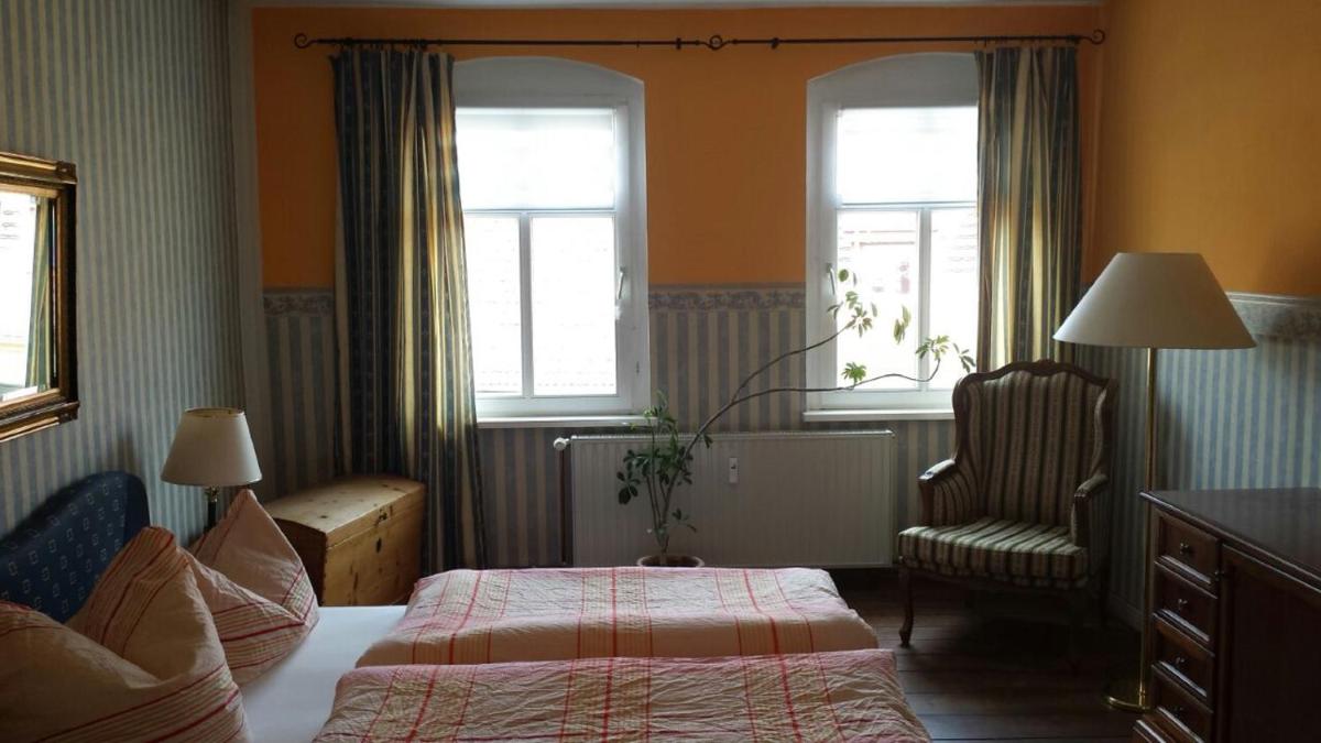 Rheinsberg Maisonette mit Blick auf Schloss-Park-See - Housity