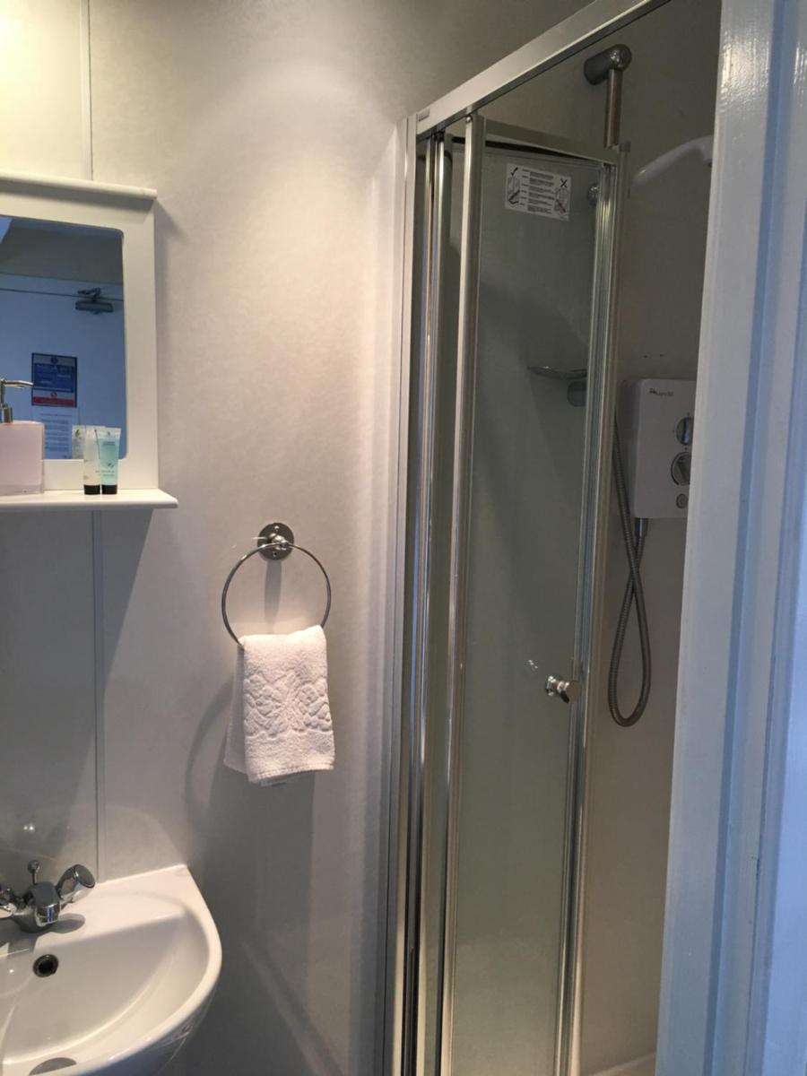 No 29 Bed and Breakfast - Housity