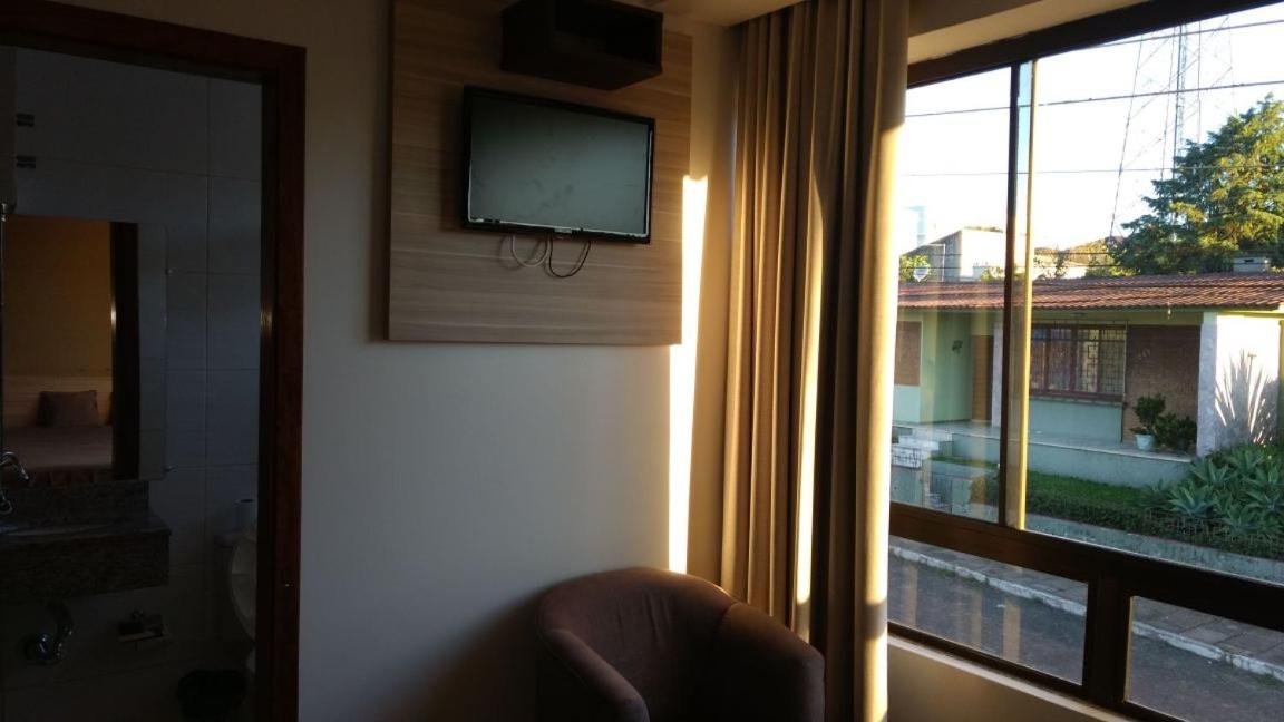Santa Clara Hotel e Restaurante - Housity