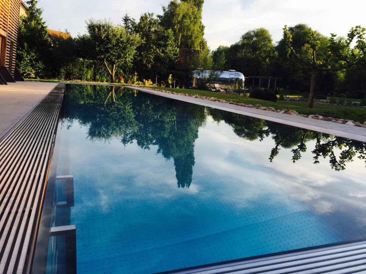Piscine de l'établissement Hotel des Berges, Restaurant Gastronomique & Spa ou située à proximité