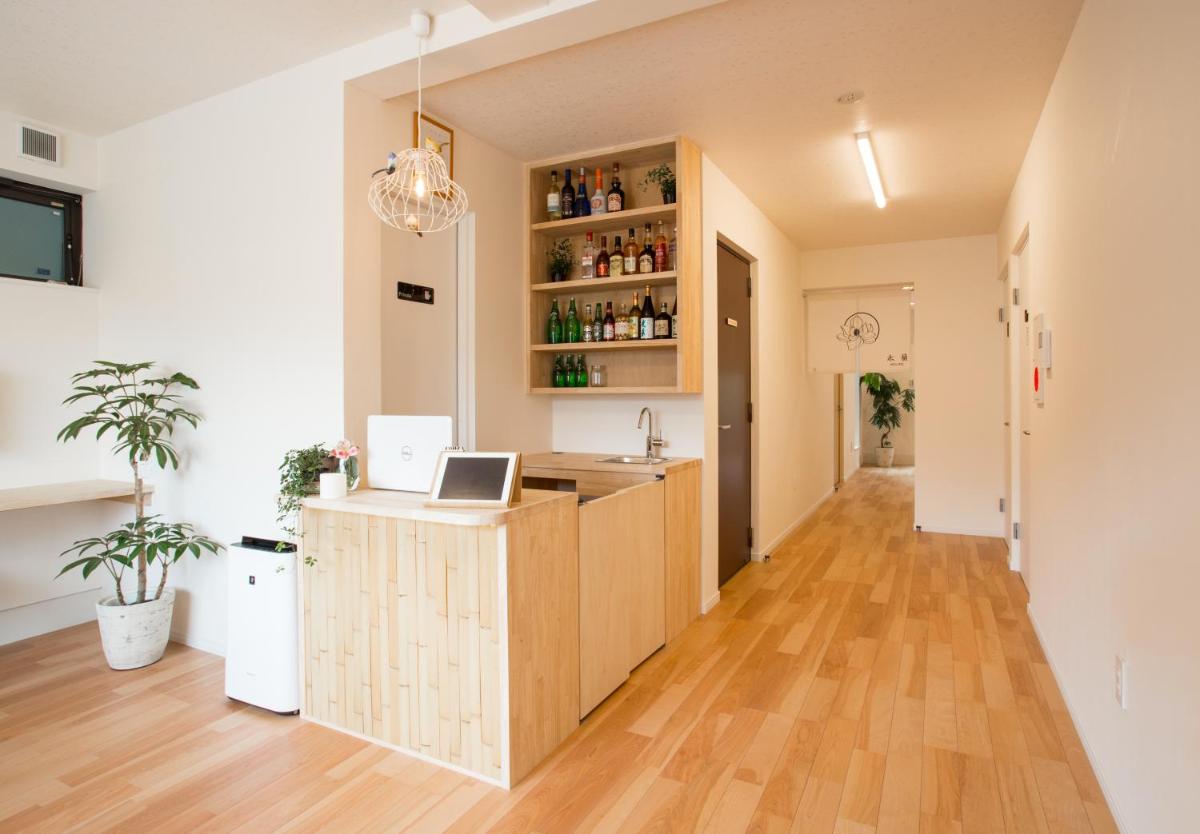 Mulan Hostel - Hizvo