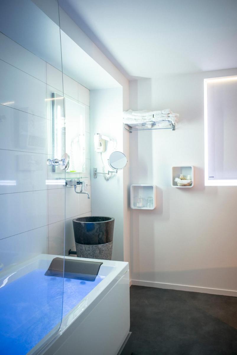 The Originals Boutique, Hôtel Auberge du Forgeron, Lille Sud - Housity