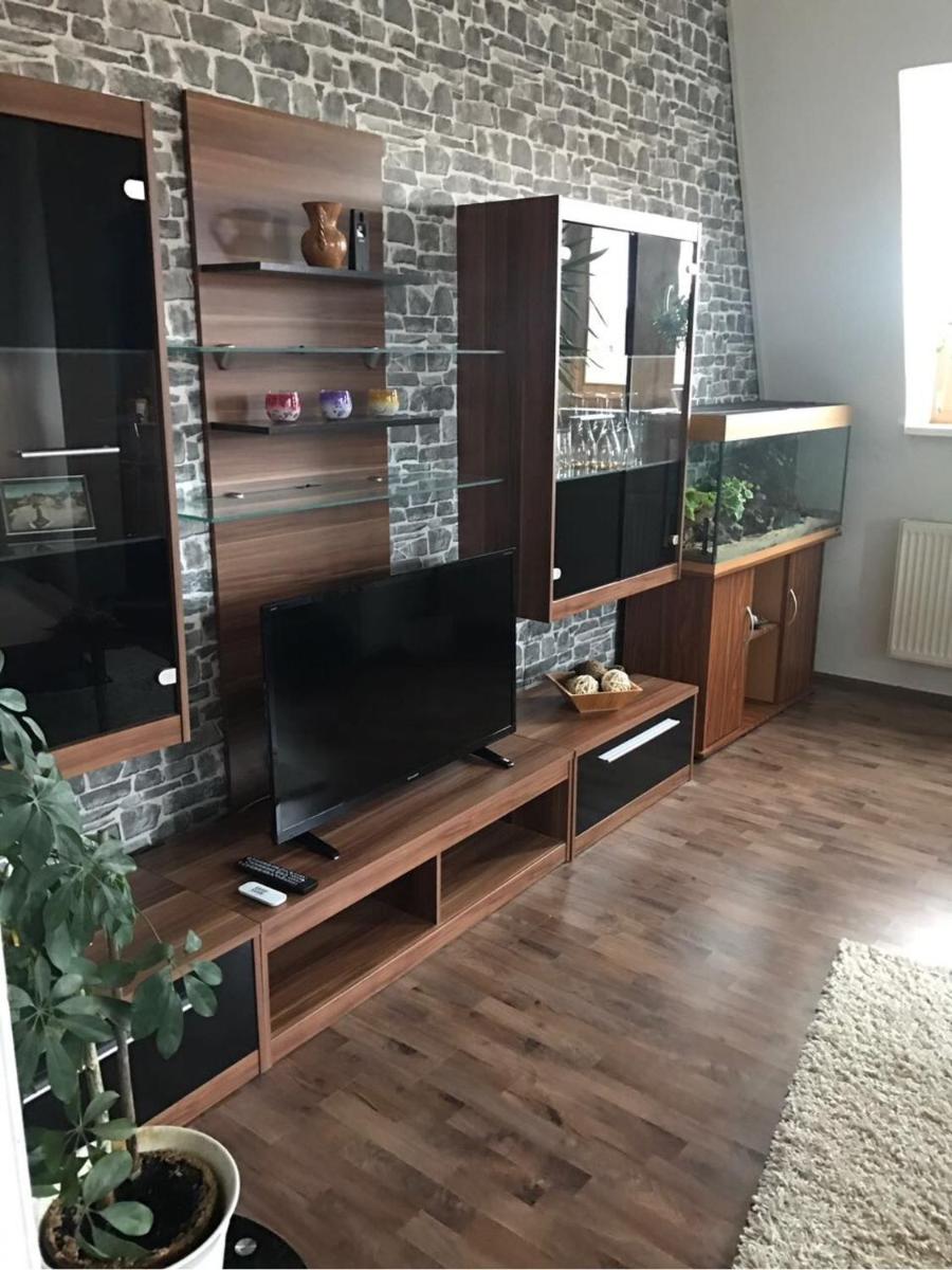 Klein Apartment mit 2 Ferienwohnungen - Housity