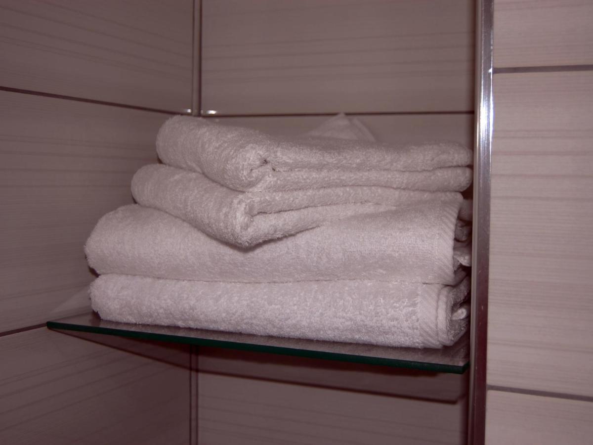 Lovely Anna's Apartments - Housity