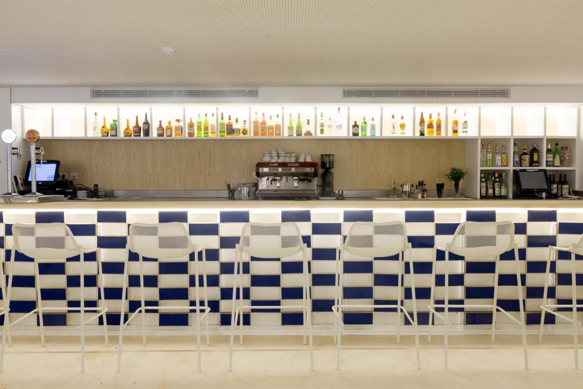 Bebidas en Ebano Hotel Apartments & Spa