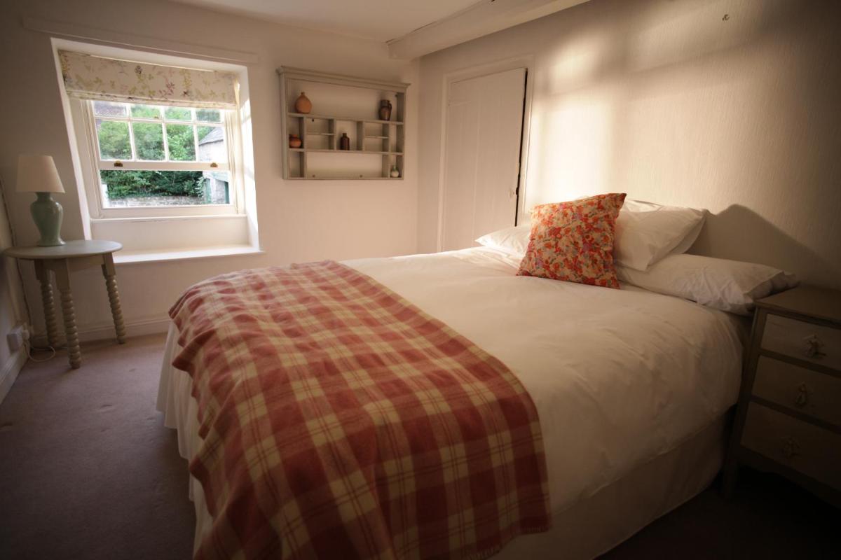 The Scott Arms - Housity