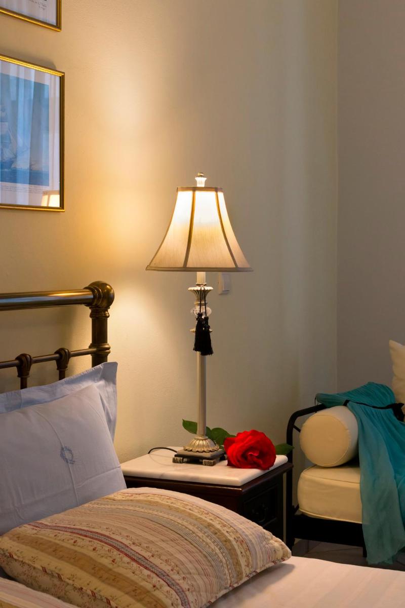 Antouanetta Apartments - Housity