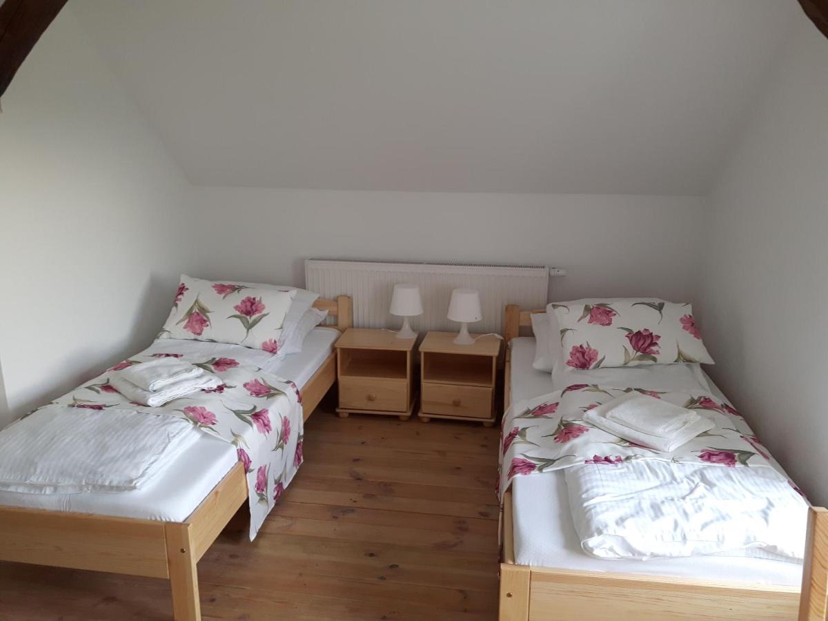 Pokoje Gościnne Pod Brzózką - Housity
