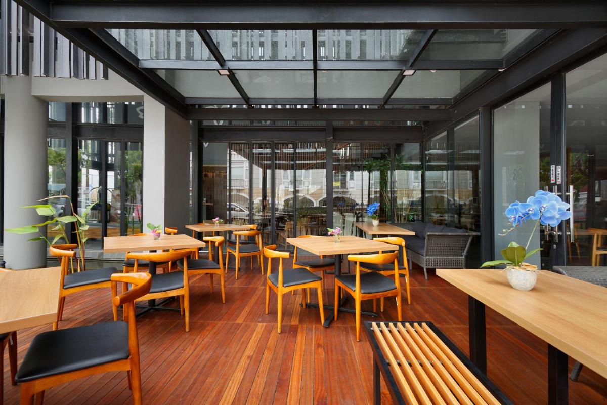 BATIQA Hotel Jababeka Cikarang - Housity