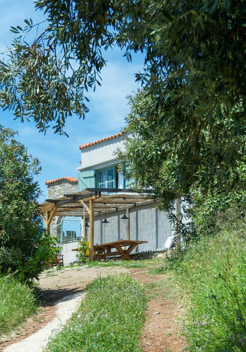 Avaton Farm - Housity