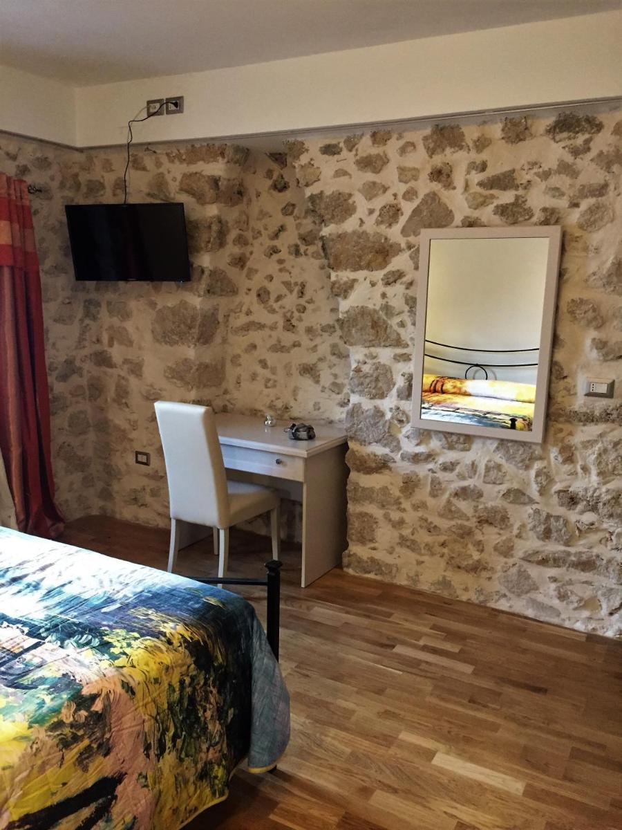 La finestra sul lago - Housity