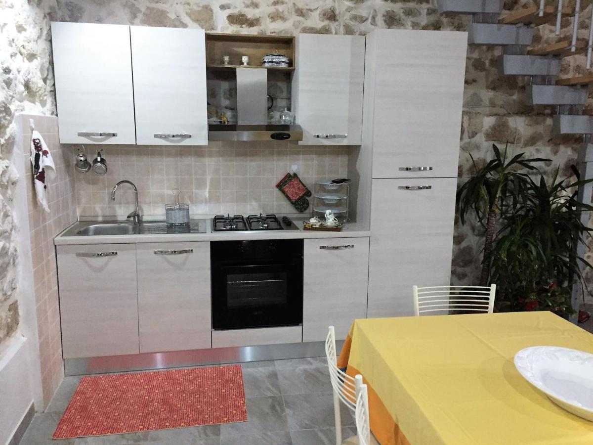 La finestra sul lago - Housity