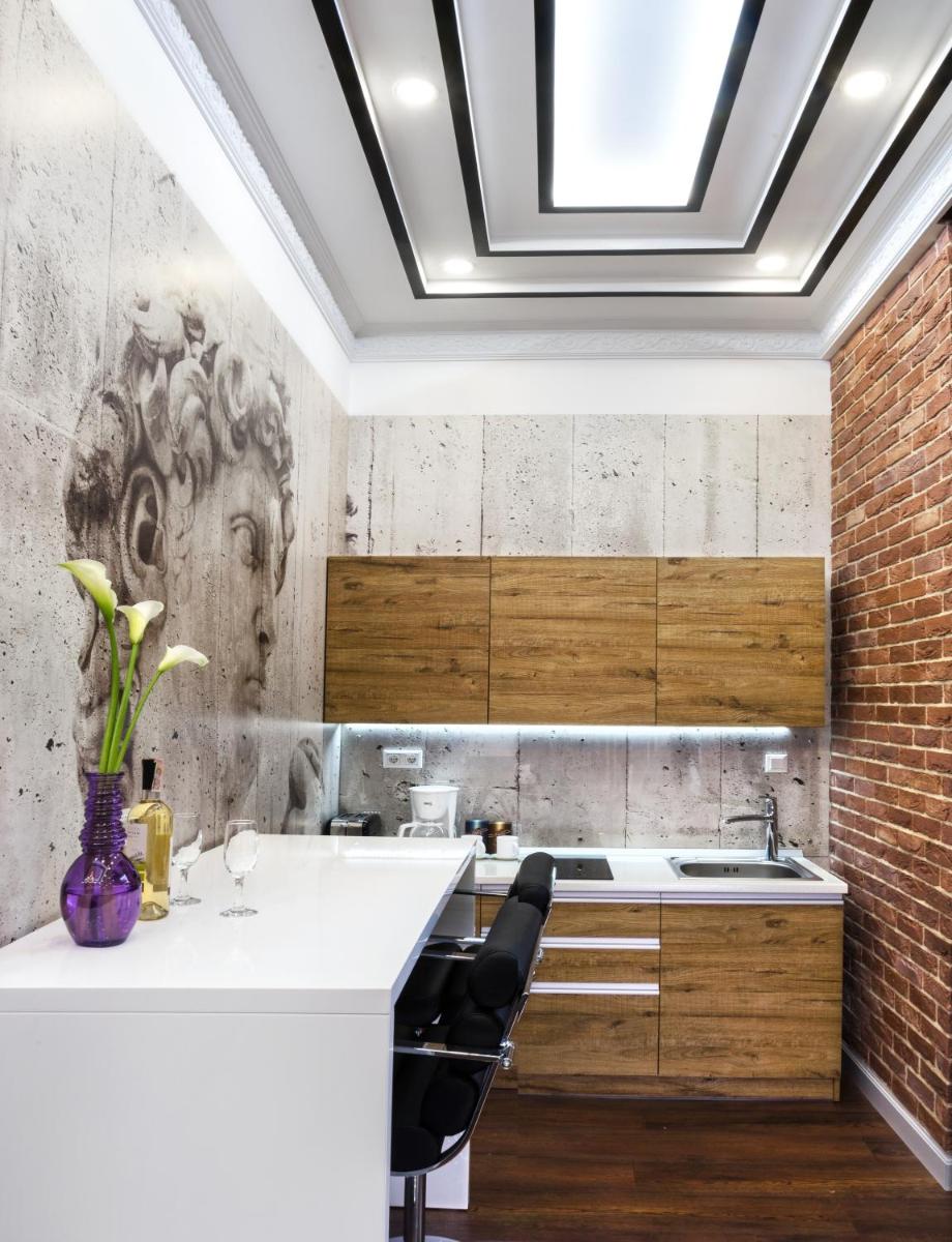 Theatre Boutique Apart-Hotel - Housity