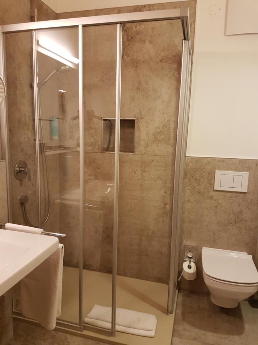 Ein Badezimmer in der Unterkunft Gästehaus der Geroldsauer Mühle