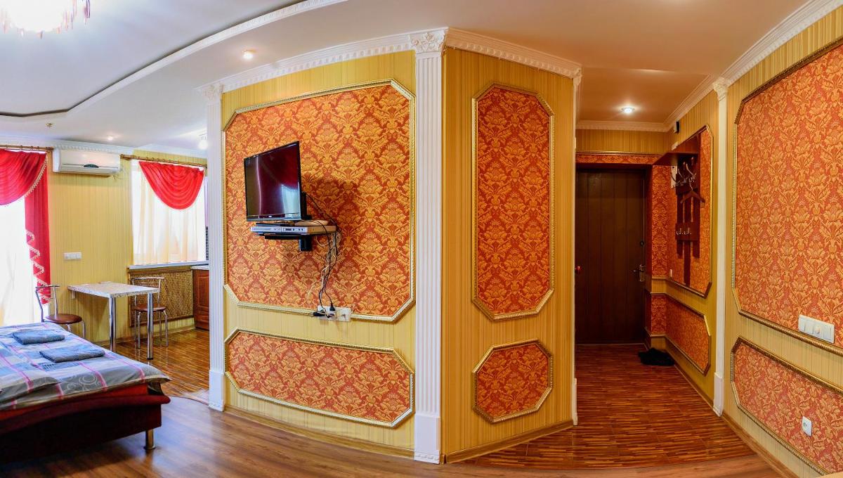 Suitetrails - Apartment on Ushakova Street 51