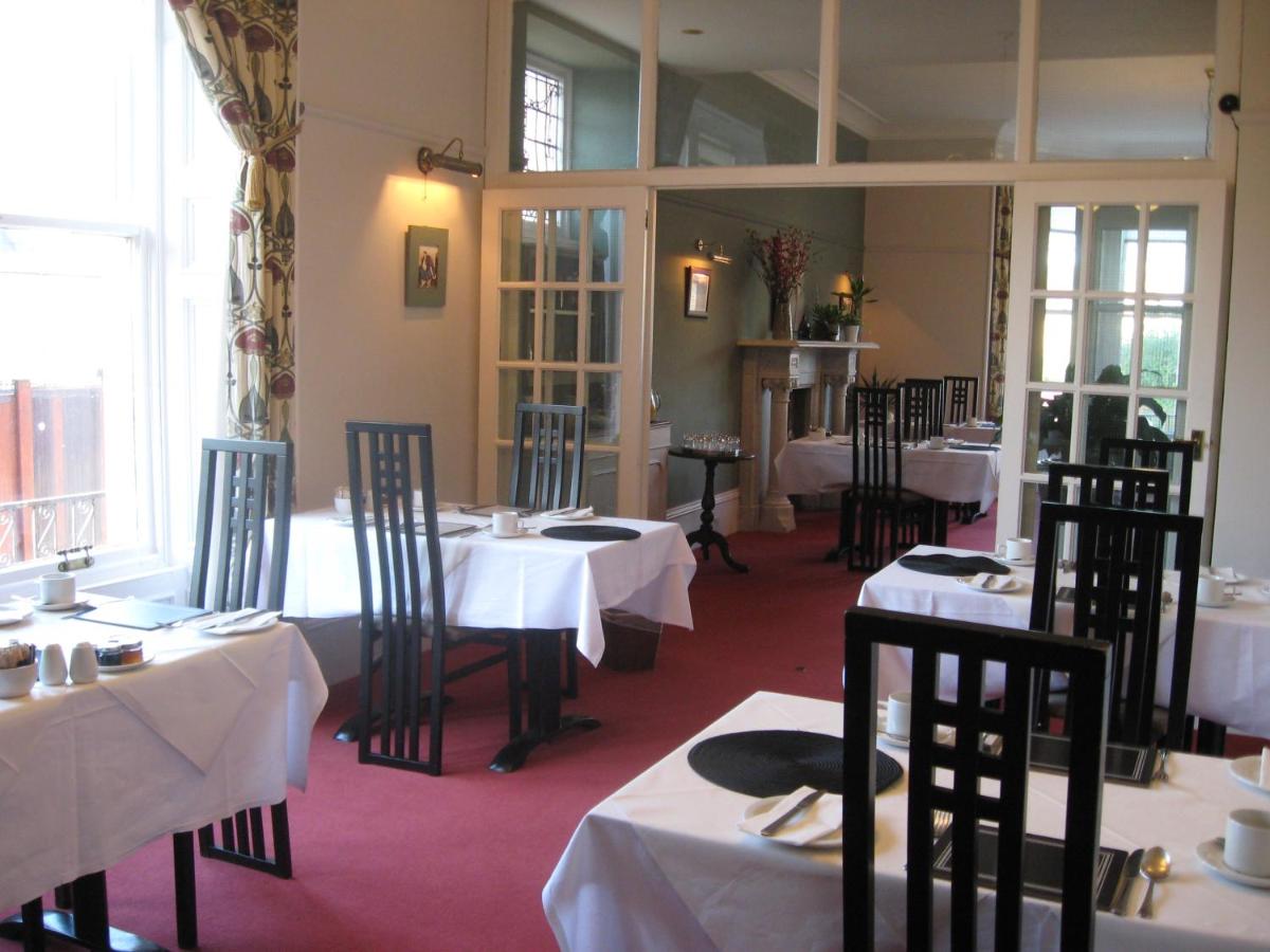 Shaftesbury Hotel Dundee - Housity
