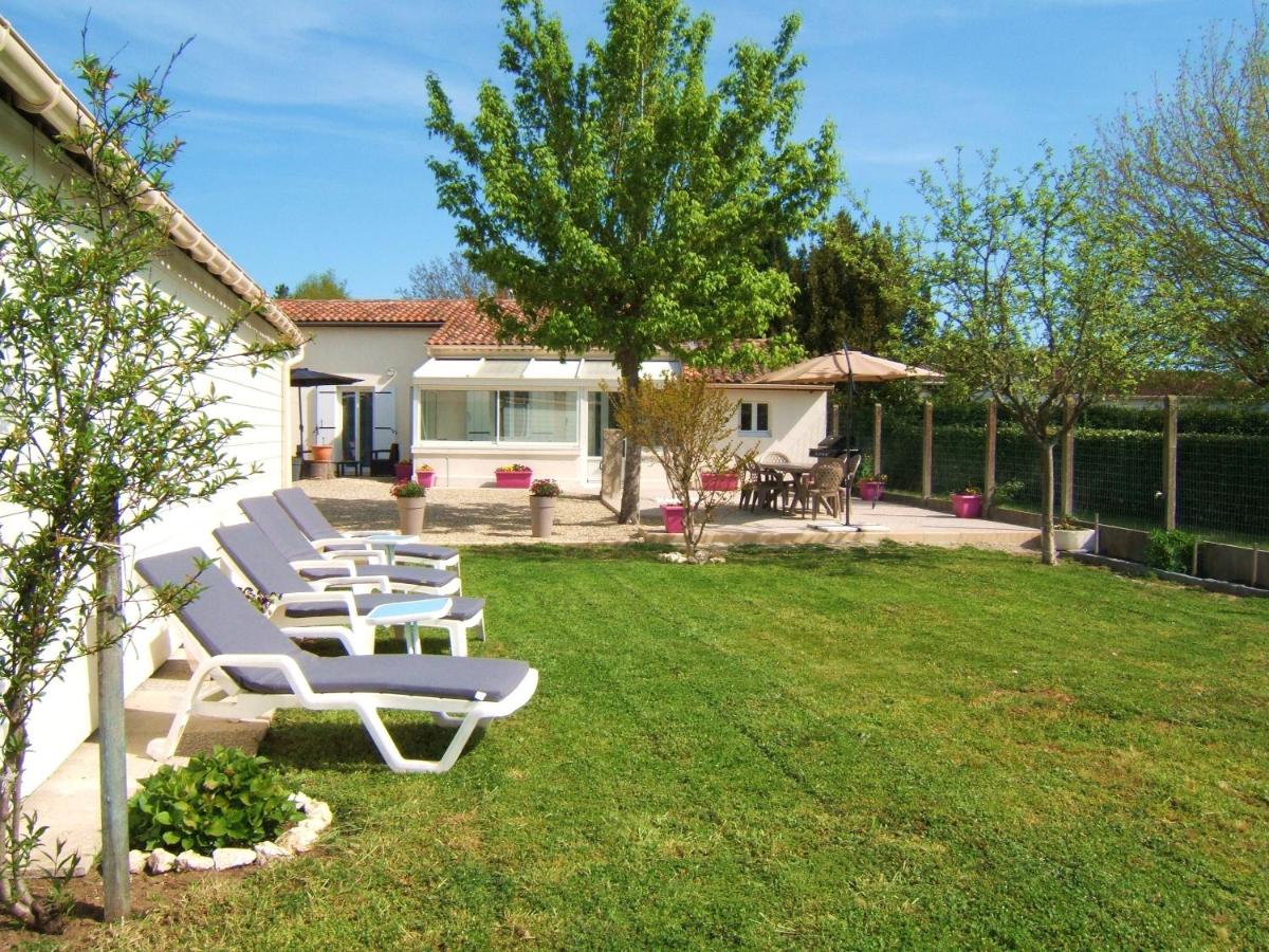 Gîte L'Hirondelle - Housity