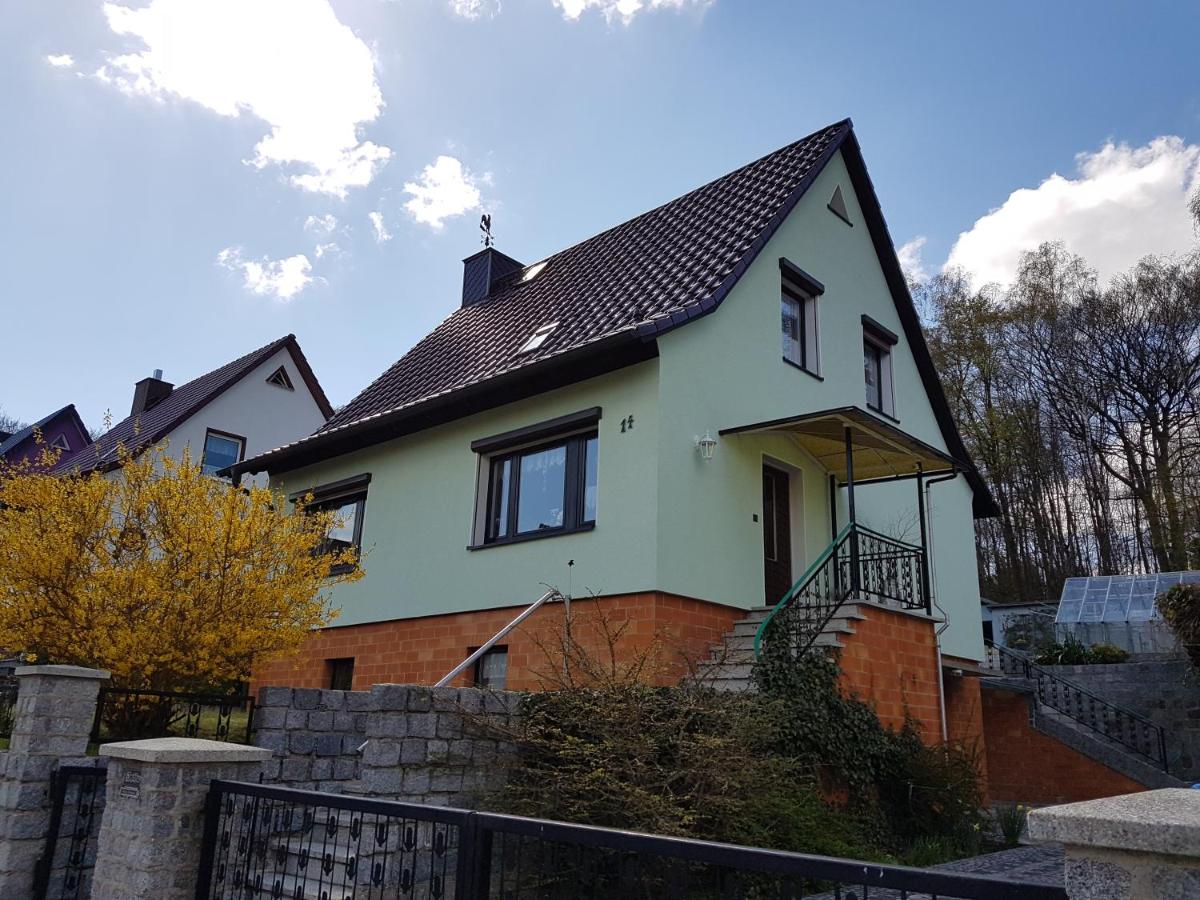 Ferienwohnung Zum Wald - Housity