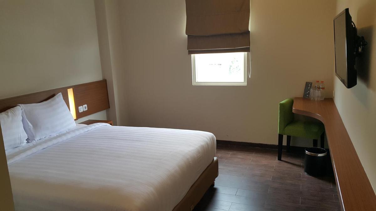 BIZ HOTEL City Center - Housity