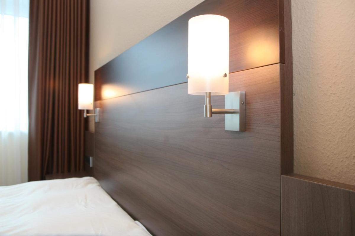 Landhotel Germania Business & Long Stay bei Stadtallendorf - Housity