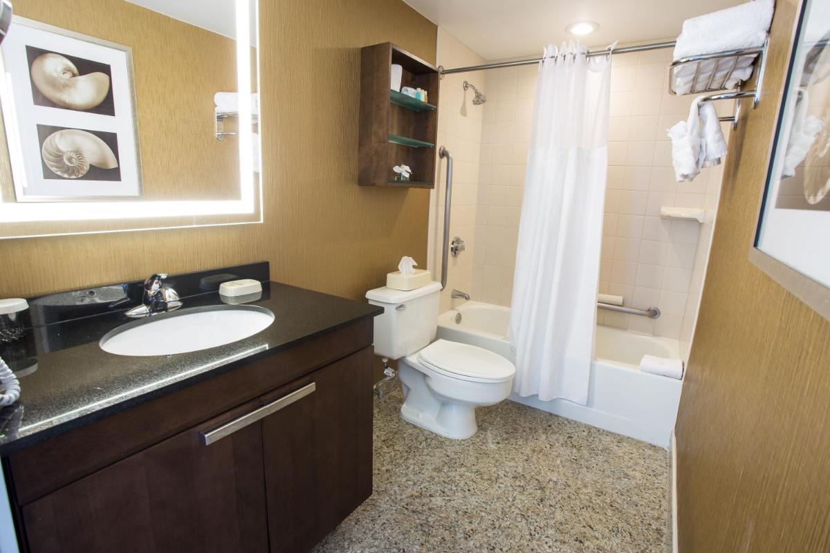 Boardwalk Resorts - Flagship - Housity