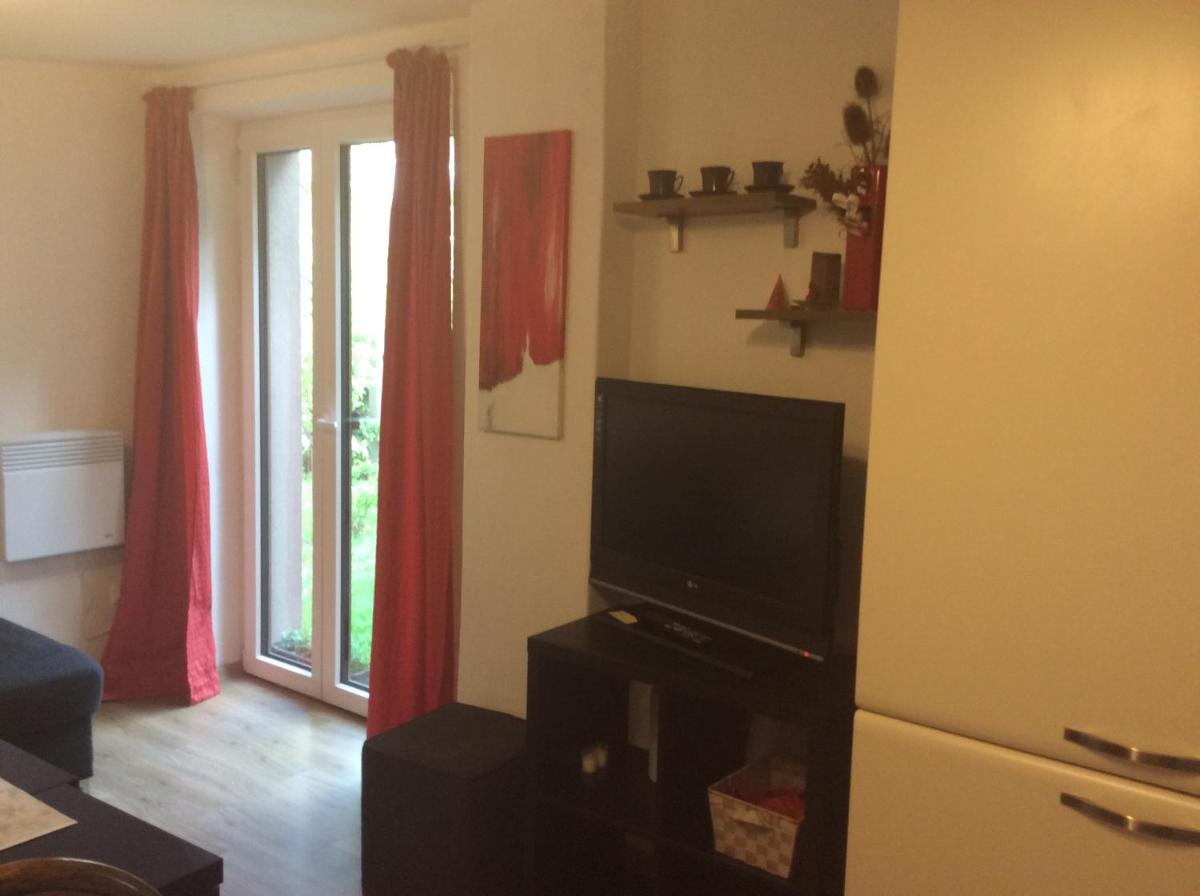 Apartment Garden - Housity