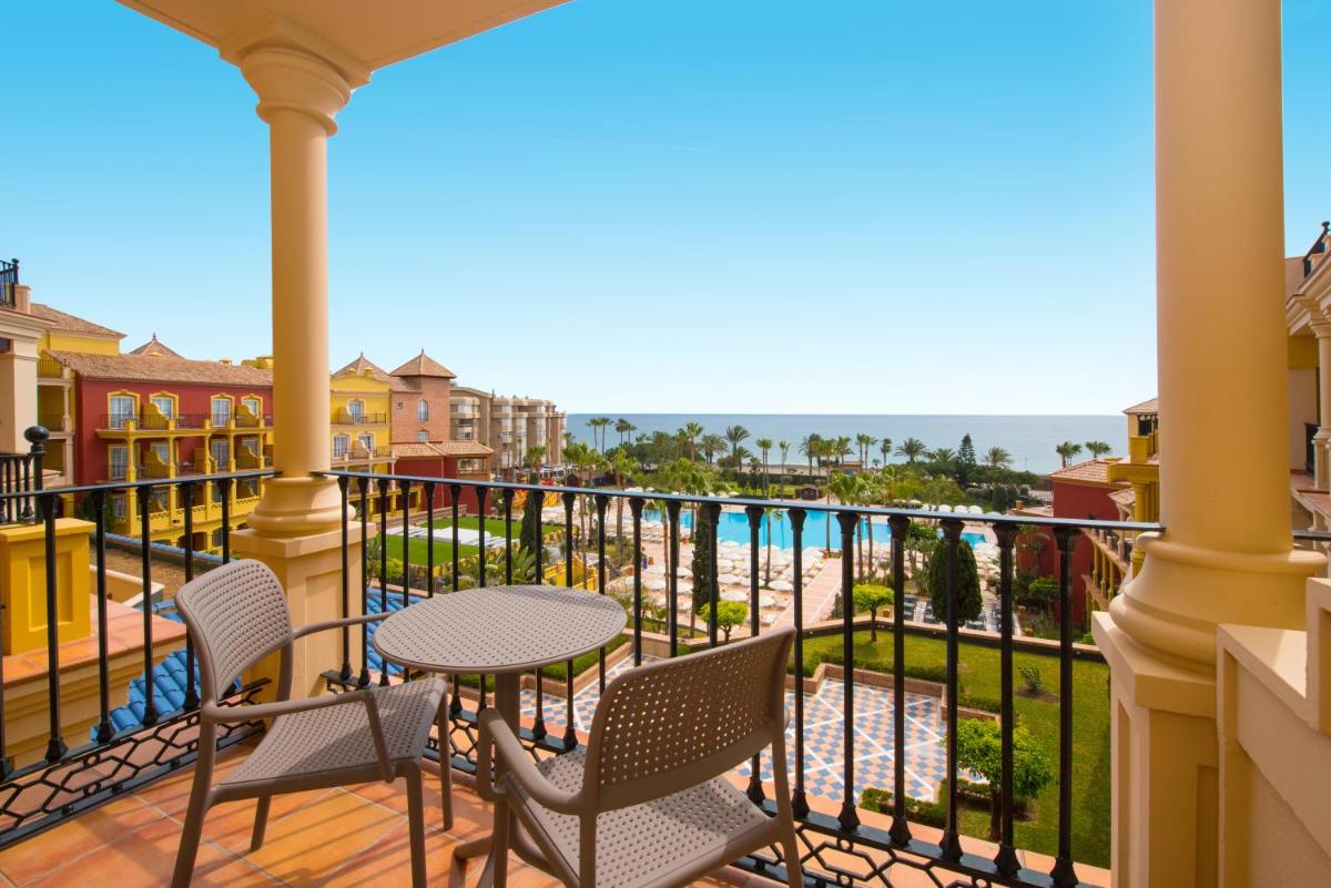 Un balcón o terraza de Iberostar Waves Málaga Playa
