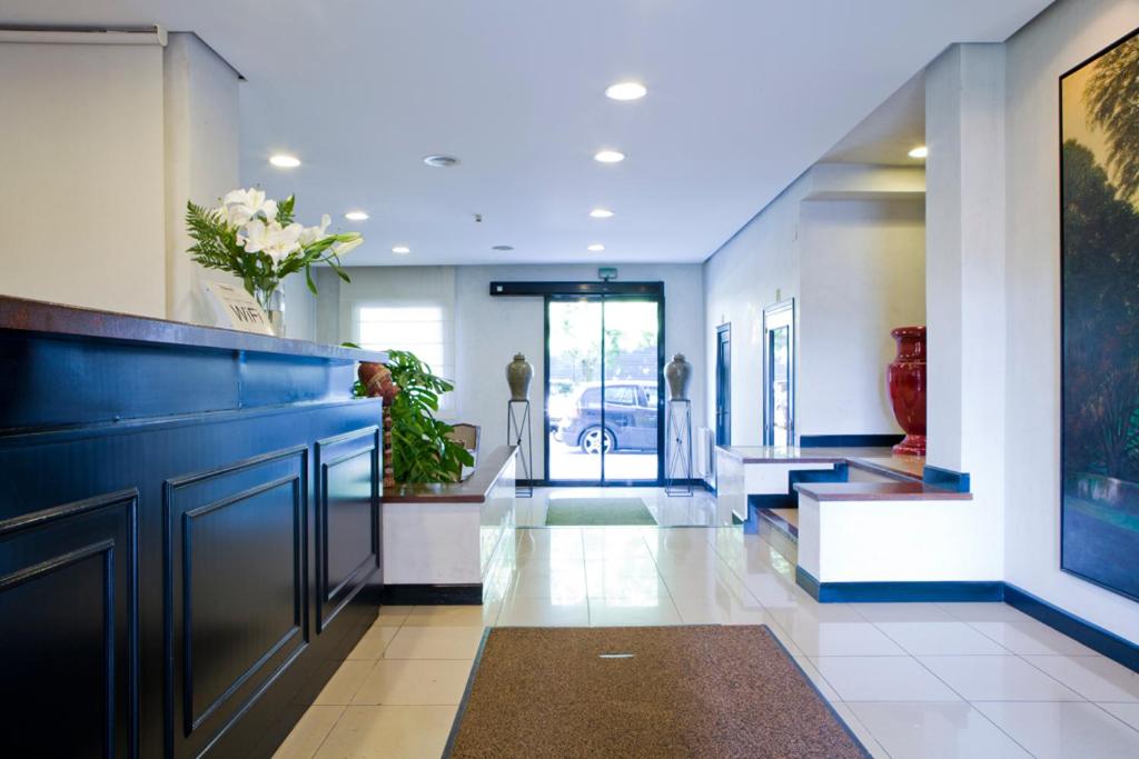 Hotel Ibiltze - Housity