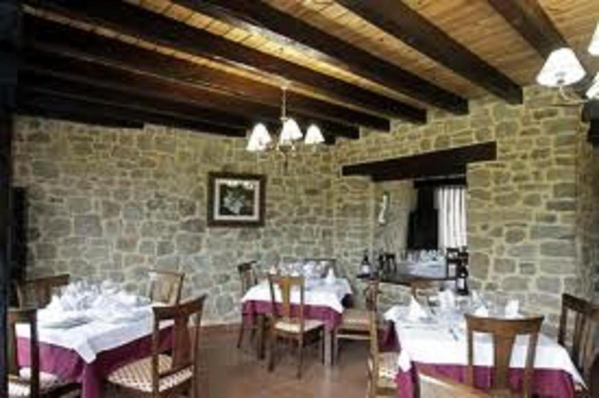 Casona Santa Coloma - Housity