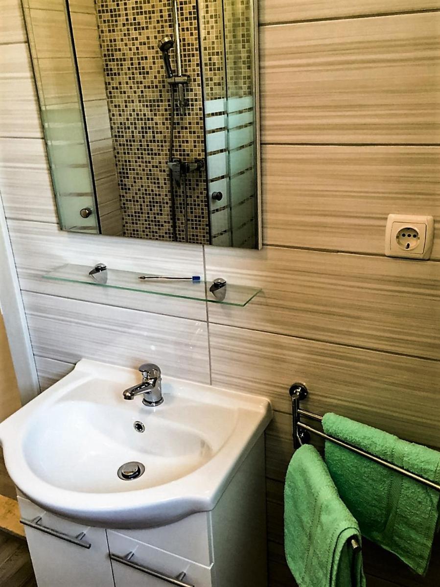 Apartments J&K - Housity