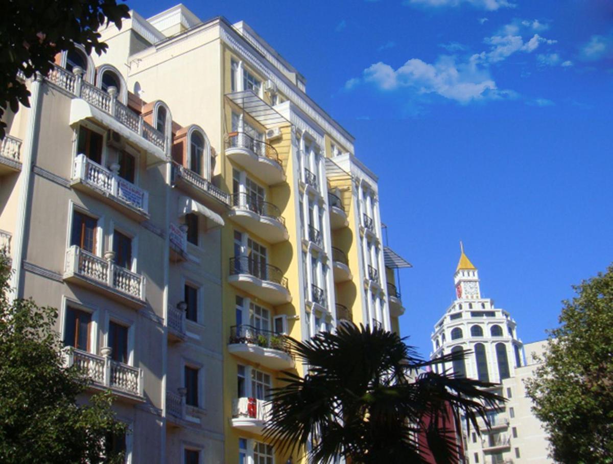Suitetrails - Apartments in the Center of Batumi