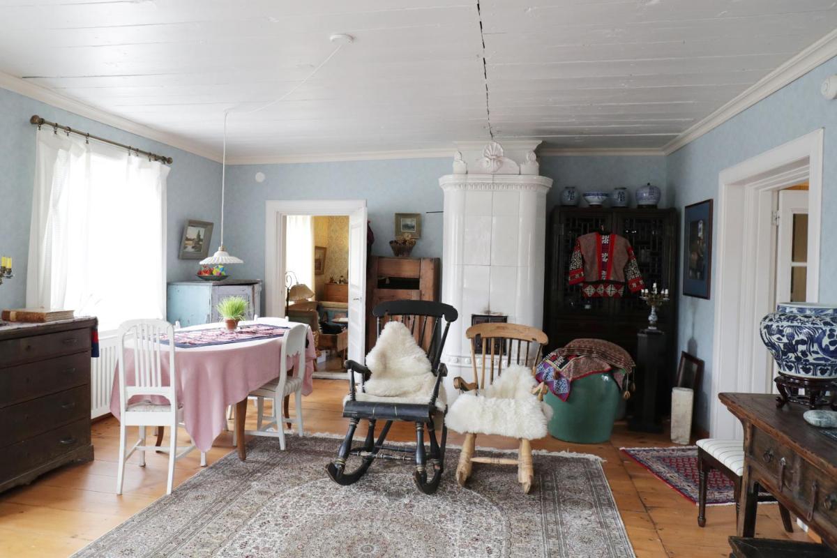 1800's Townhouse - Housity