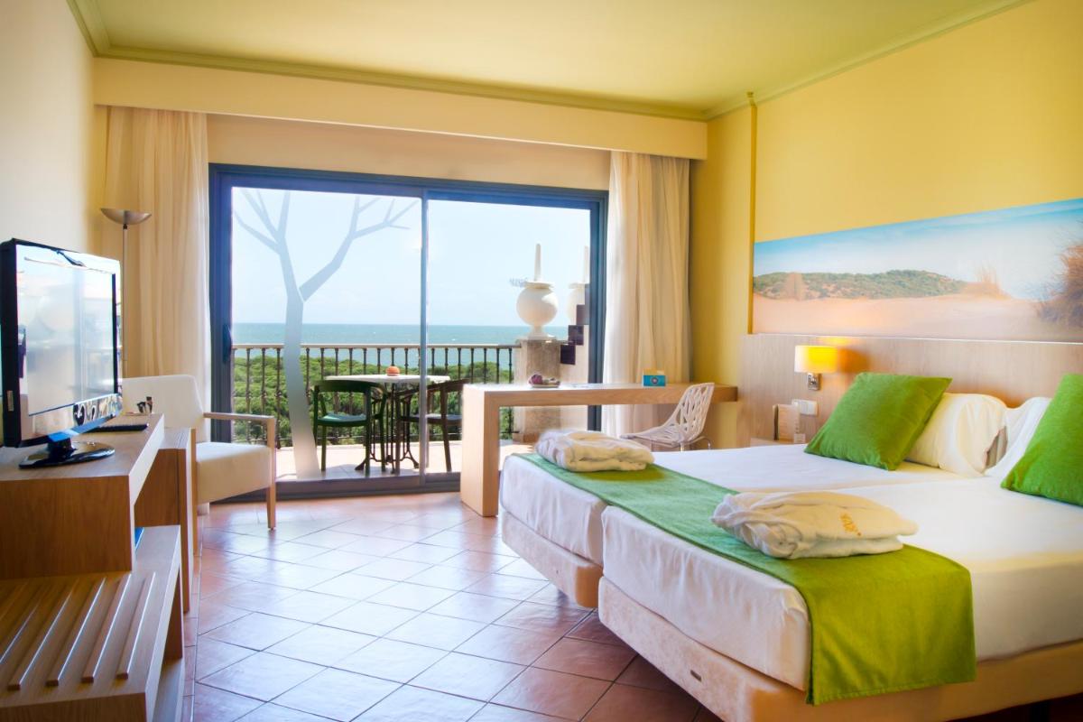 Cama o camas de una habitación en TUI Blue Isla Cristina Palace - Adults Recommended