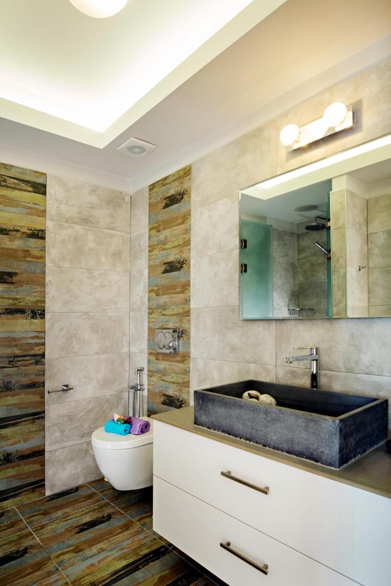 Beachside Apartment in Plakias centre! - Housity