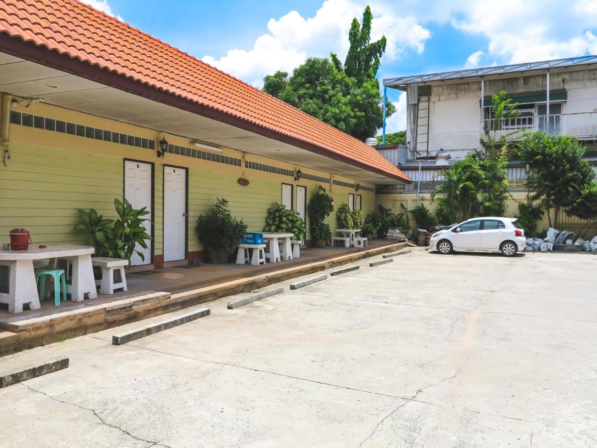 โรงแรมนางรอง - Hizvo