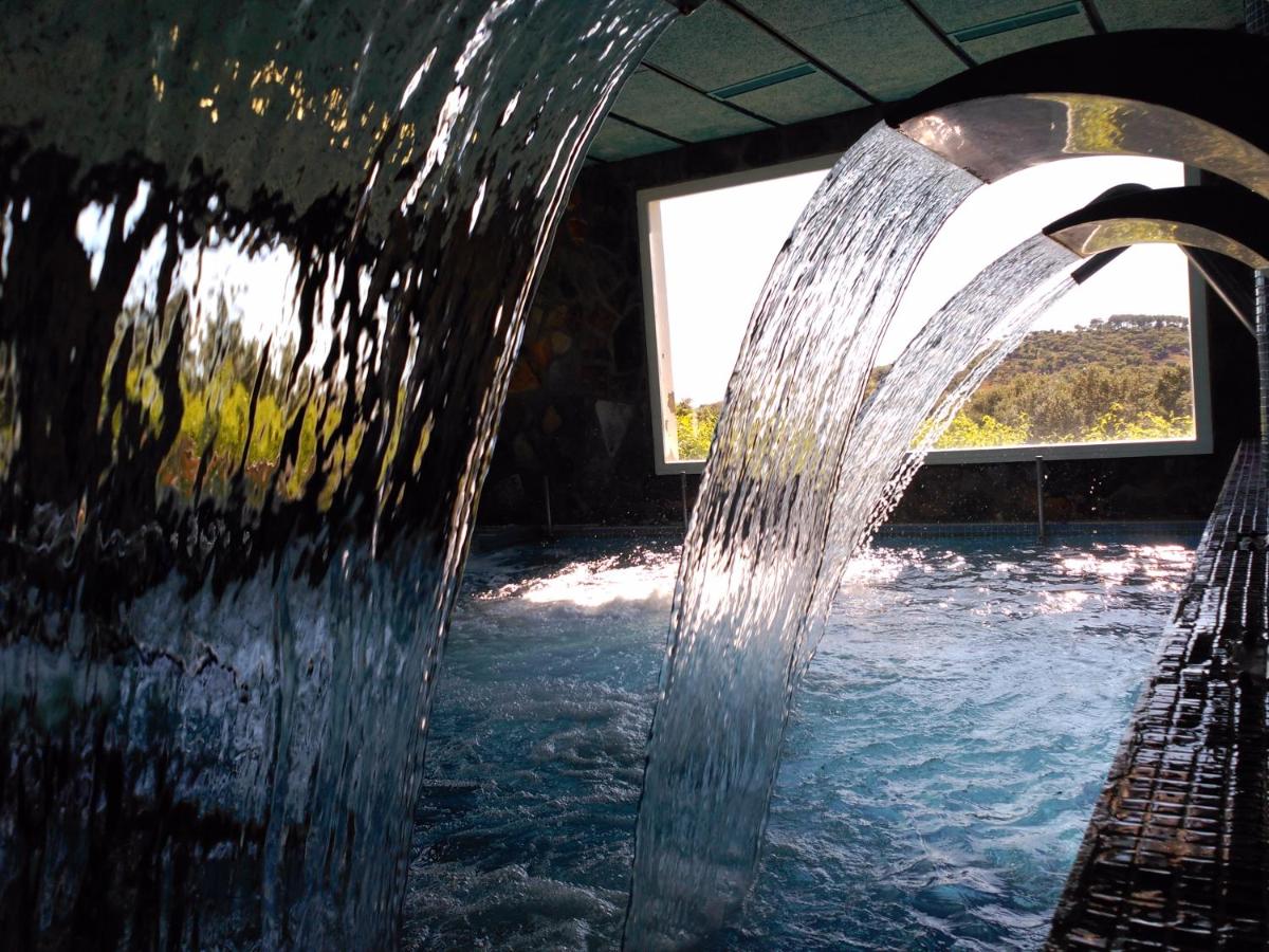 Piscina en o cerca de Hotel Balneario Fuentes del Trampal