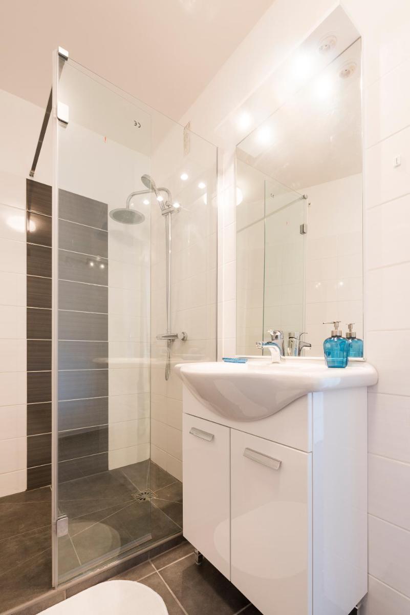 Ombre Bleue - Housity
