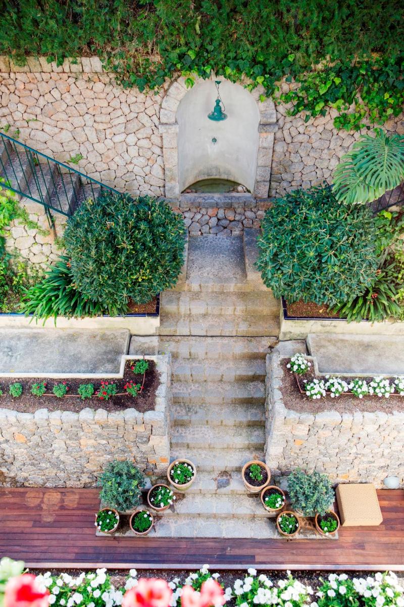 Jardín al aire libre en Hotel Esplendido