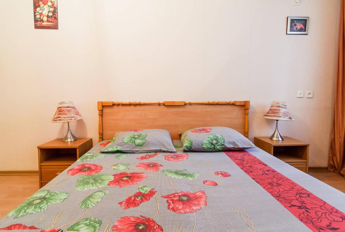 Apartment on Evreyskaya 42a - Housity