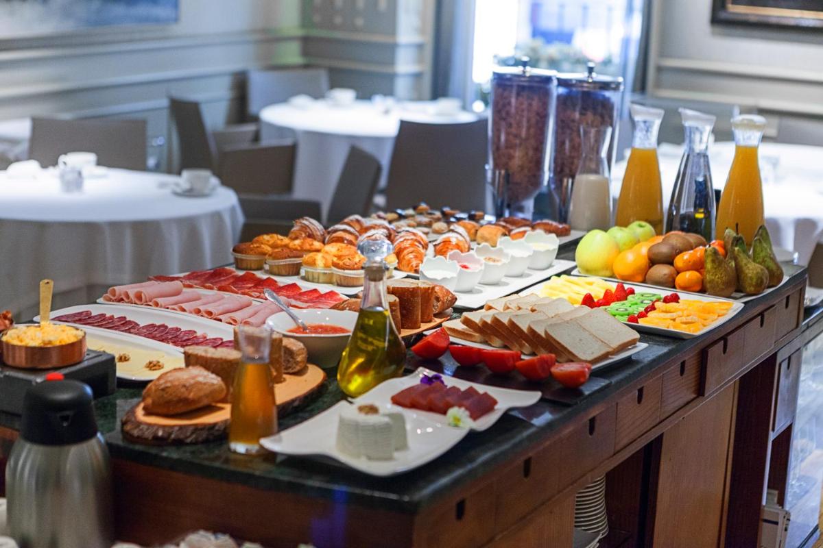 Hotel Europa - Housity