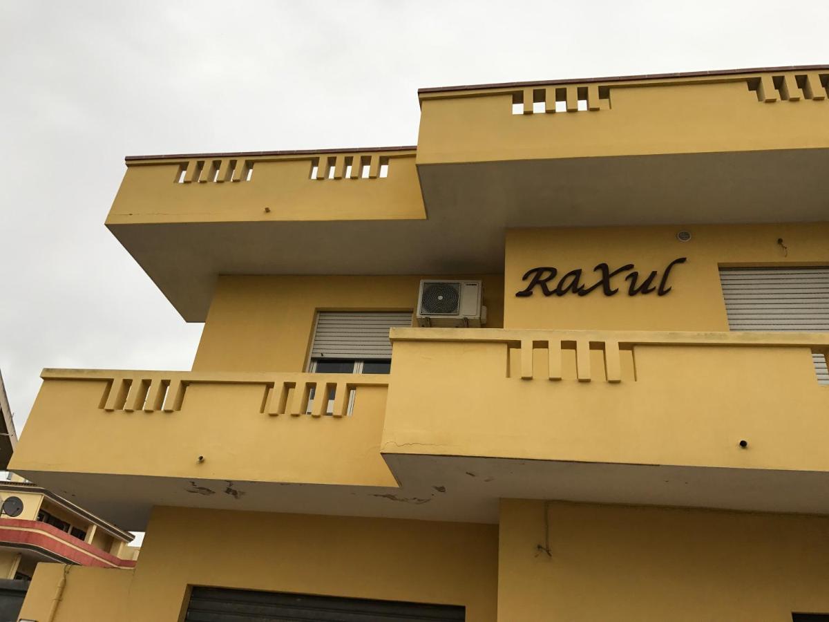 Raxul Room - Housity