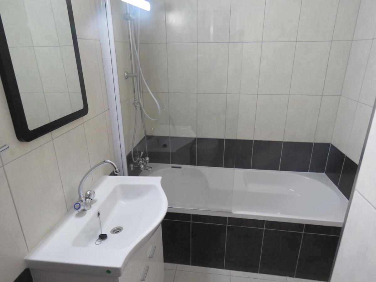 Suitetrails - Polyxeni Hotel Apartments