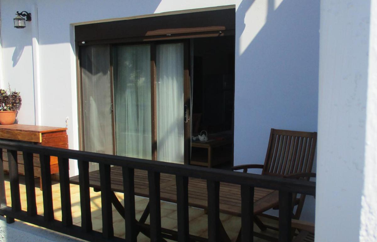 Kosta's House - Housity